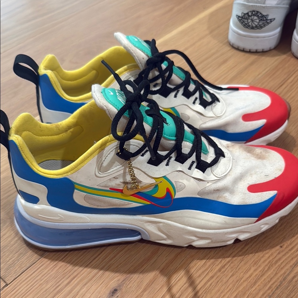 Nike Air 270 (vibrant colors)